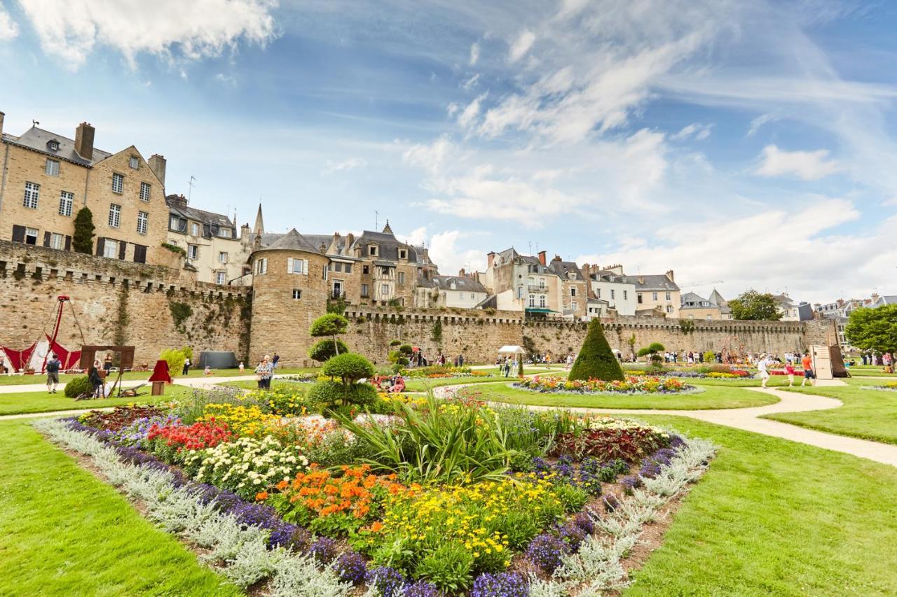 Splendide Appartement De 32M2 Au Centre De Vannes Exterior foto